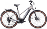 2025 Cube Touring Hybrid Pro 625 Electric Hybrid Bike in Pearly Silver