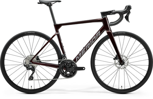 2027 Merida Scultura 4000 Road Bike In Passion Red