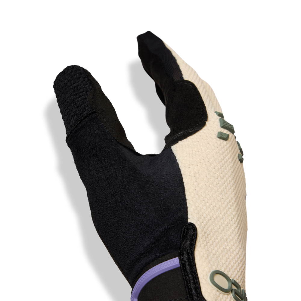 2026 GIRO Havoc Men's Mountain Bike Gloves in Stone-image-3