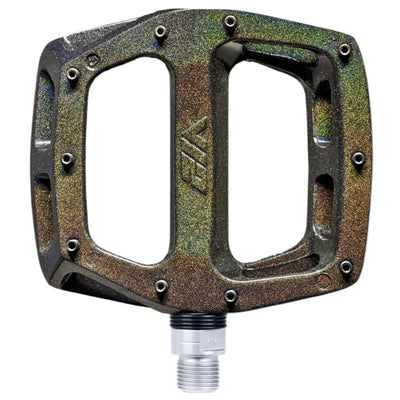 DMR V12 Flat Pedal in Galaxy