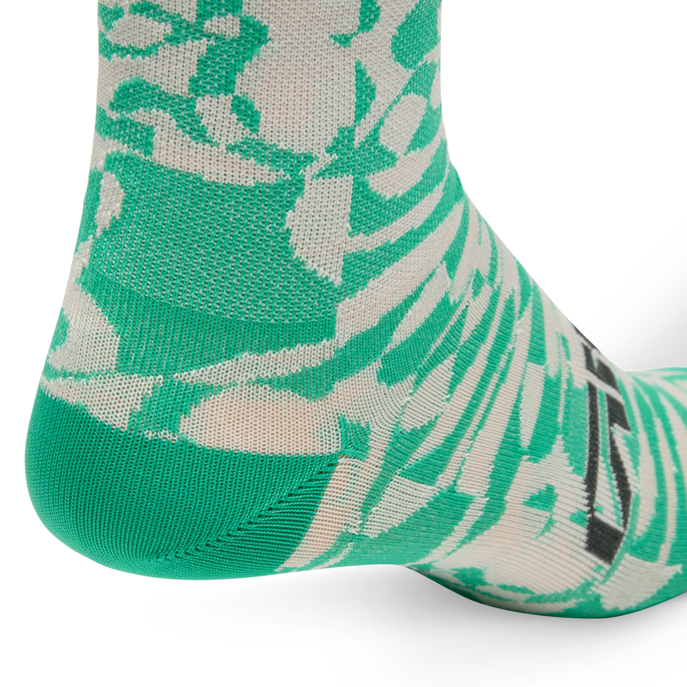 2026 GIRO Comp Racer High Rise Unisex Cycling Socks in Green Rush-image-4