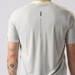 SCOTT Vertic Pro SL Short-sleeve Men's Tee in Radiant Green, view 4