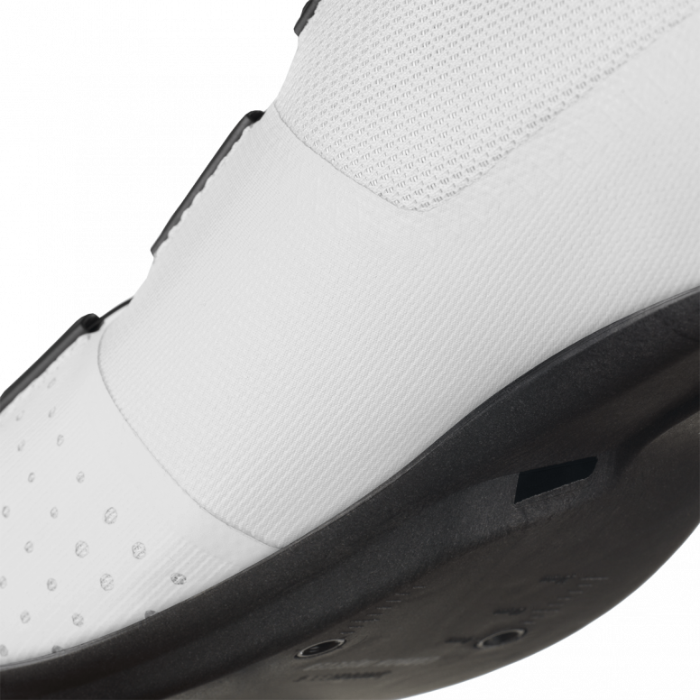 Fizik R4 Tempo Overcurve in White/Black