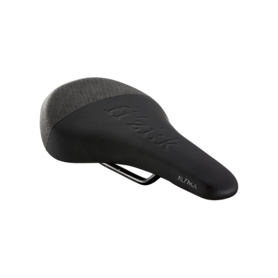 Fizik Gravita Alpaca X5 + Tool Kit in Black