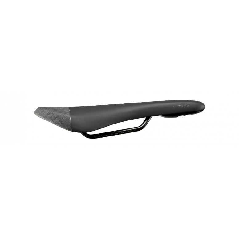Fizik Gravita Alpaca X5 + Tool Kit in Black