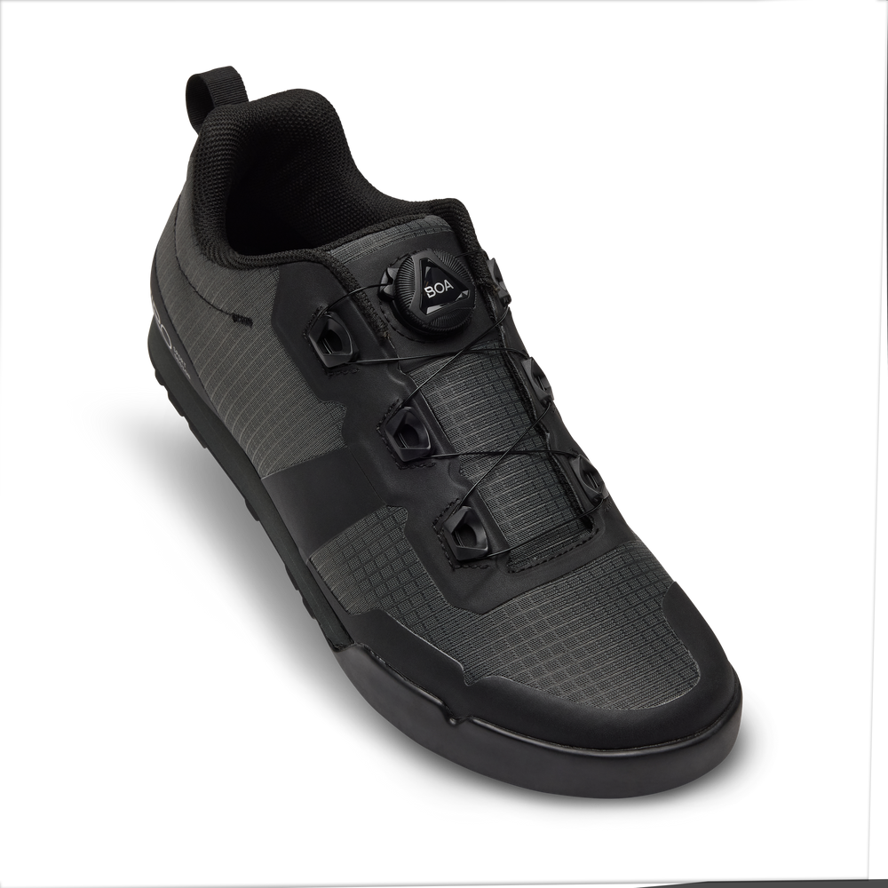 2026 GIRO Tracker BOA Men's Cycling Shoes in Black