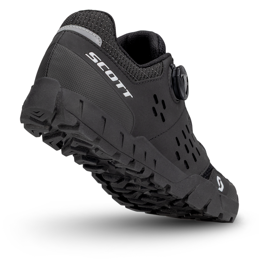 SCOTT All Mountain Crus-r Flat Women's Shoe in Black, view 2