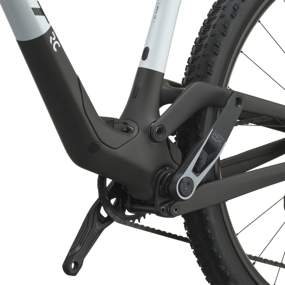 SCOTT Spark RC World Cup Carbon Mountain Bike in Cumulus White/Carbon Black | 2027