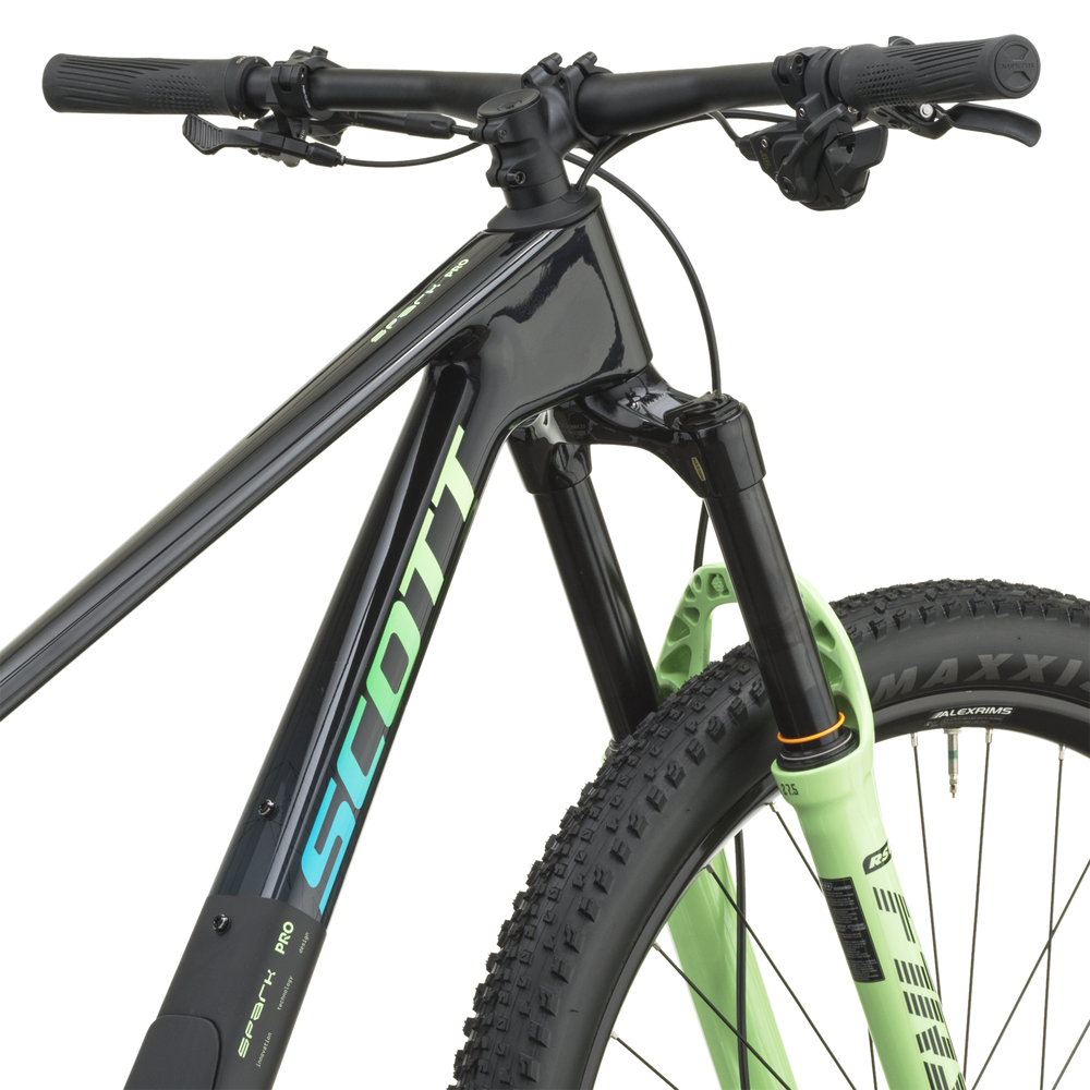 SCOTT Spark Pro 700 in Black, detail view