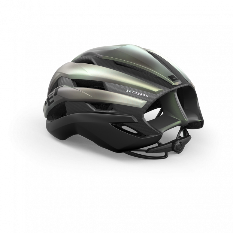 MET Trenta 3K Carbon Mips in Motion Blur