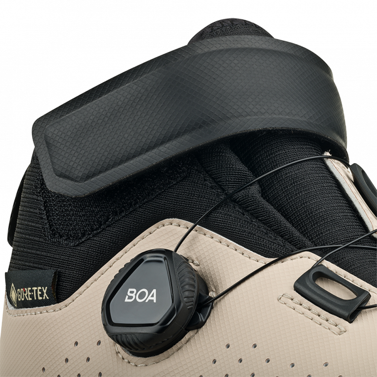 Fizik Terra Artica X5 GTX in Sand