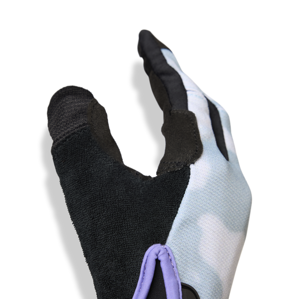 2026 GIRO LaDND Women's Mountain Bike Gloves in Sky Blue Pulse-image-3
