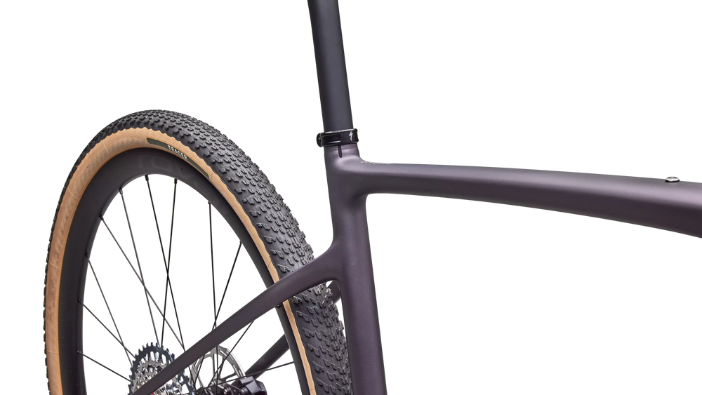 2026 Specialized Diverge 4 Expert SRAM Rival XPLR Carbon Gravel Bike in Nebula Metallic