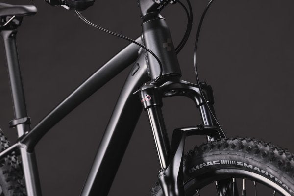 CUBE AIM SLX SLATEBLACK/CHROME Hardtail Mountain Bike