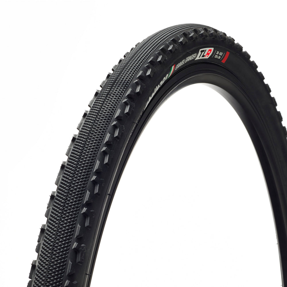 Challenge Gravel Grinder Vulcanised Tubeless Ready Gravel Tyre in Black