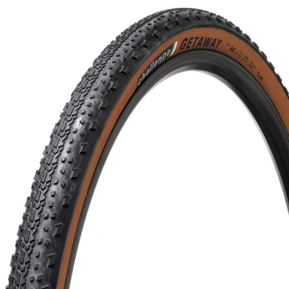 Challenge Getaway Handmade Tubeless Ready Gravel Tyre in Tan