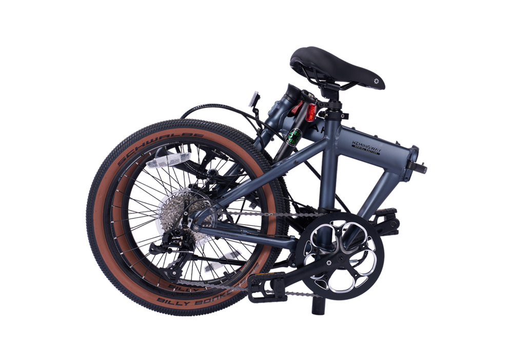 Dahon Hemingway GR folding bike in Ash Gray, second view