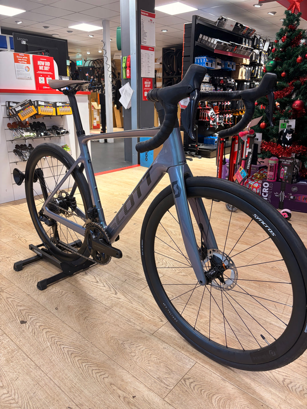 Ex-Demo 2025 Scott Addict RC eRIDE 10 Carbon Electric Road Bike in Grey Green M54