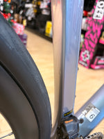 Ex-Demo 2025 Scott Addict RC eRIDE 10 Carbon Electric Road Bike in Grey Green M54