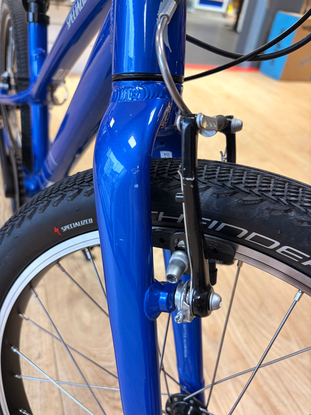 Ex-Display Specialized Jett 20 Inch Kids Bike in Blue