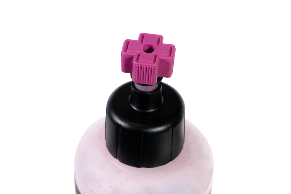 Muc-Off No Puncture Hassle Inner Tube Sealant 300ml (2)