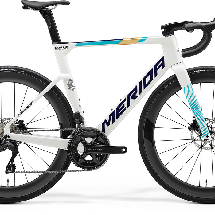 2025 Merida Reacto 6000 Road Bike in White