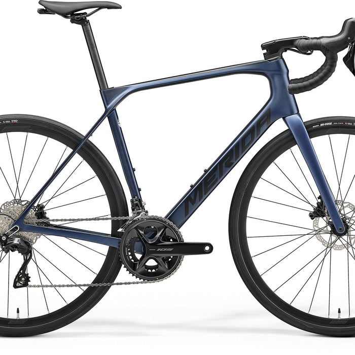 Merida Scultura Endurance 4000 Road Bike in Blue