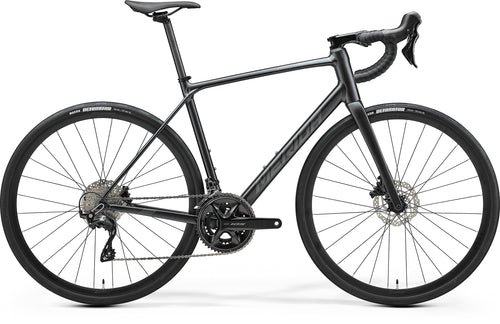 Scultura Endurance 400 - Silk Black/Silver - MY25