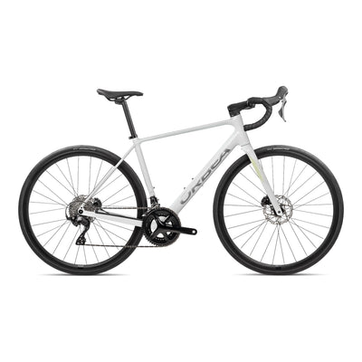 Orbea AVANT H30 Road Bike in Golden White -Smooth Silver (Gloss), side view