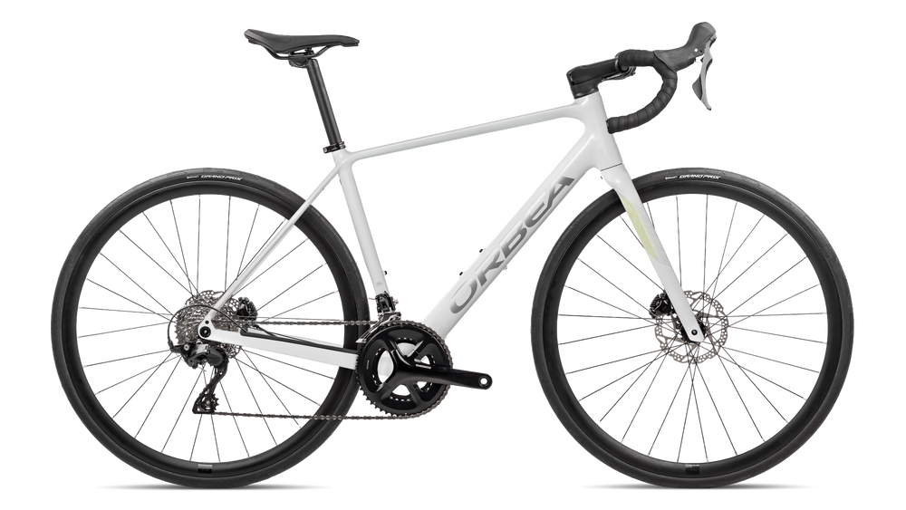 Orbea AVANT H30 Road Bike in Golden White -Smooth Silver (Gloss), side view
