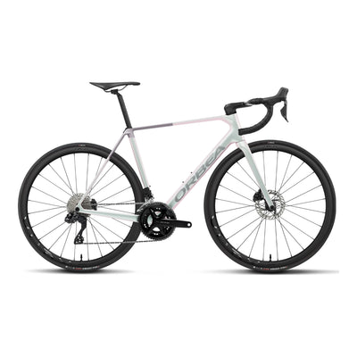 Orbea ORCA M35i Road Bike in Iris White (Gloss) - Lilac (Matt), side view