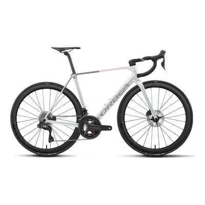 Orbea ORCA M20i TEAM Road Bike in Iris White (Gloss) - Lilac (Matt), side view