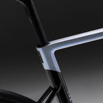 Basso Astra Carbon Road Bike 105 DI2/Cosmic S Black Opal in Opal