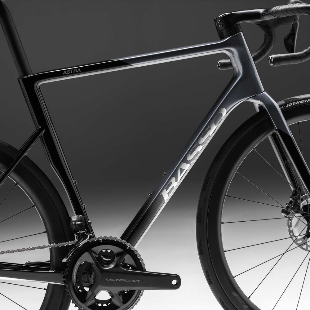 Basso Astra Carbon Road Bike 105 DI2/Cosmic S Cobalt Grey in Grey