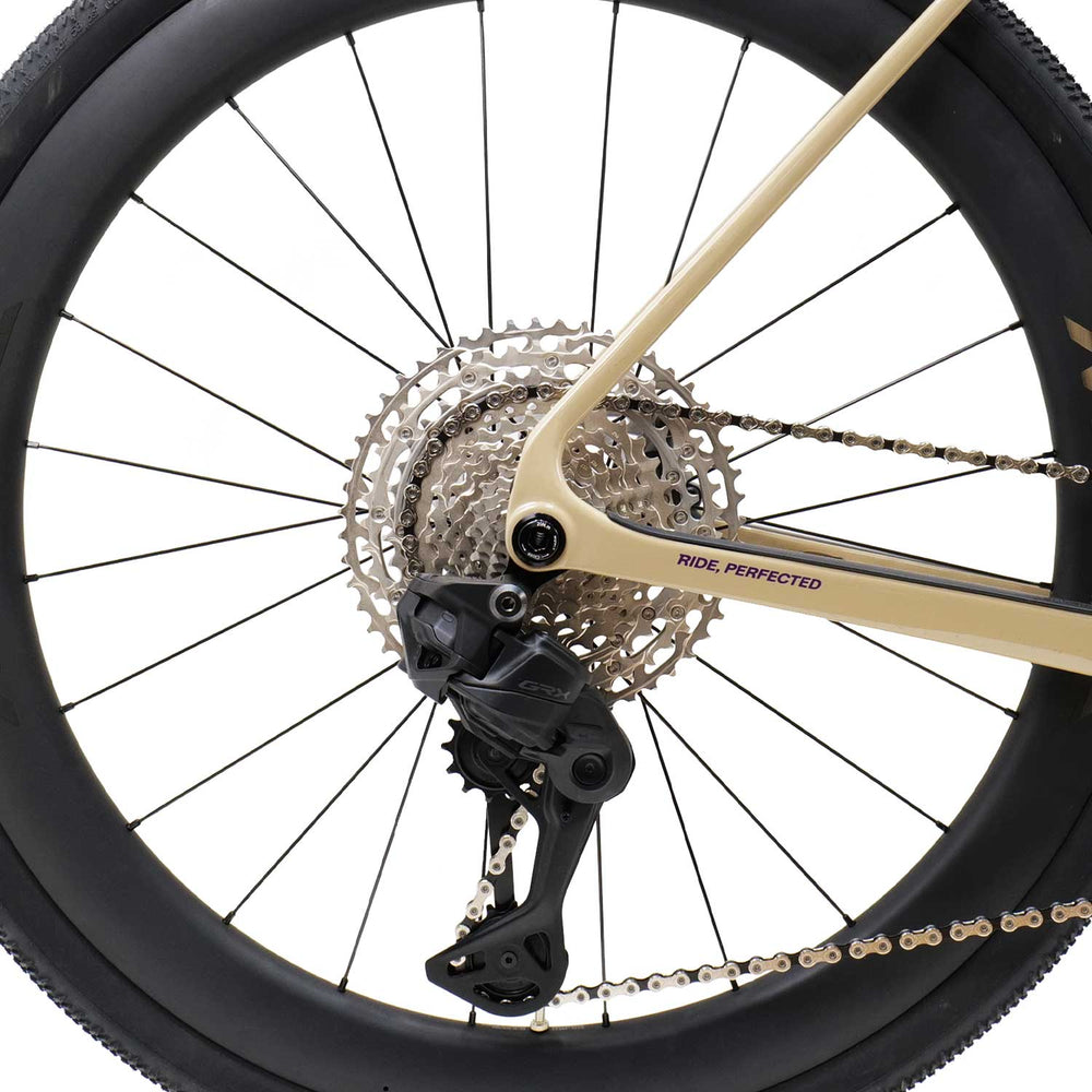 Basso Palta III GRX DI2 Gravel Bike with Alloy Stem & Handlebar in Sand