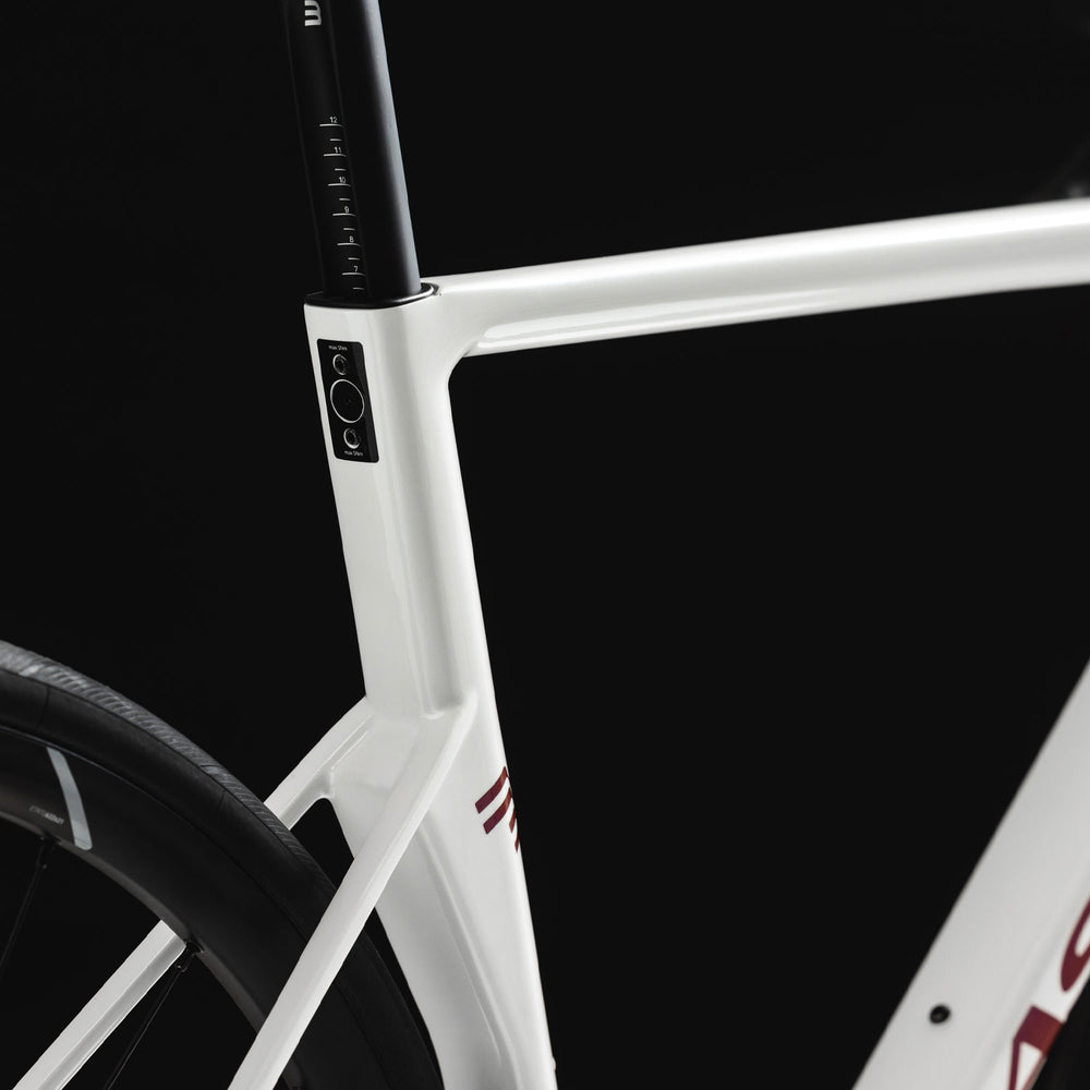 Basso Venta R 105 12x/MCT Pearl White Road Bike in White