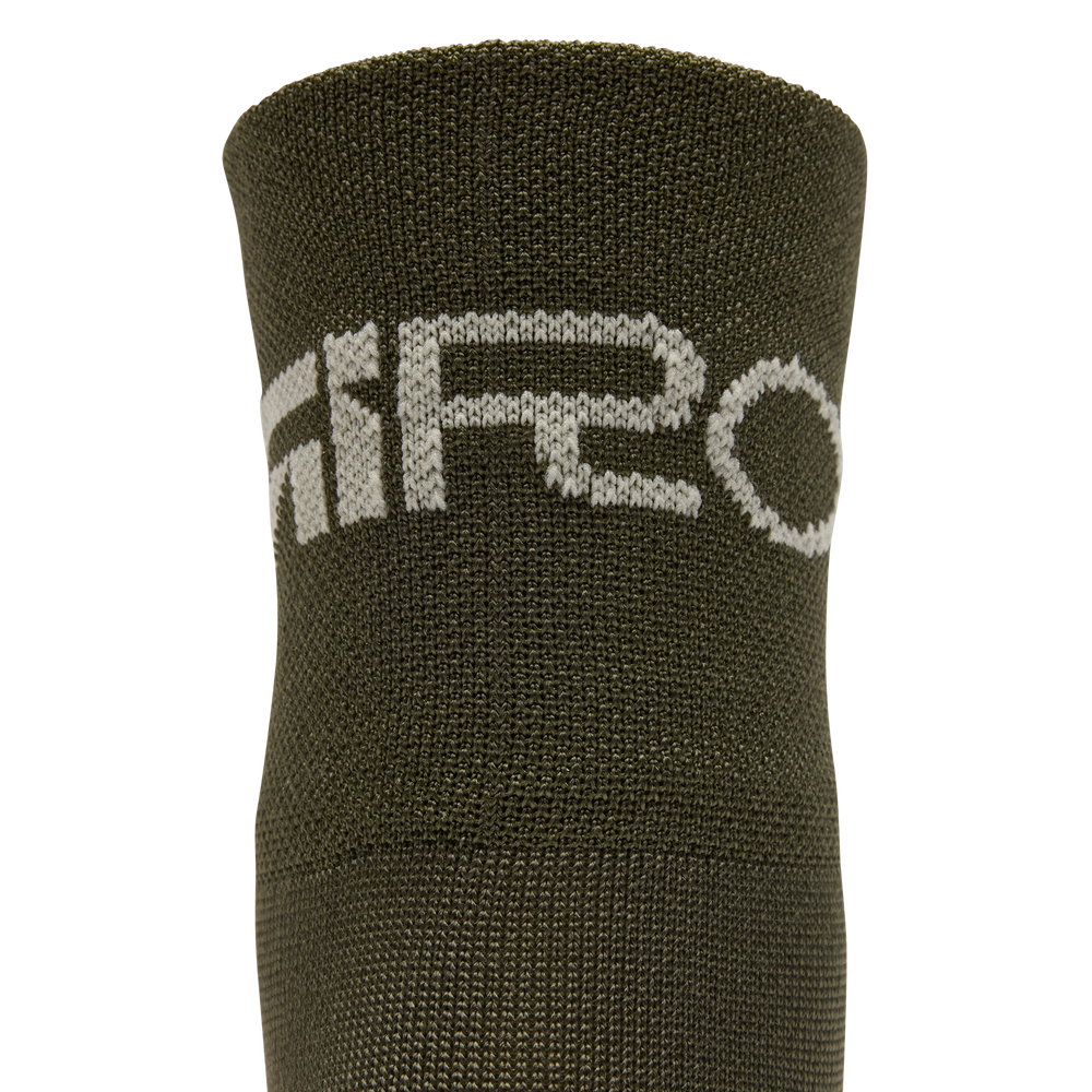 2026 GIRO Comp Racer Unisex Cycling Socks in Dark Sage-image-4
