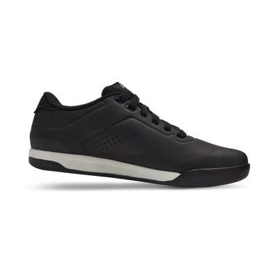 2026 GIRO Latch Men's Cycling Shoes in Black