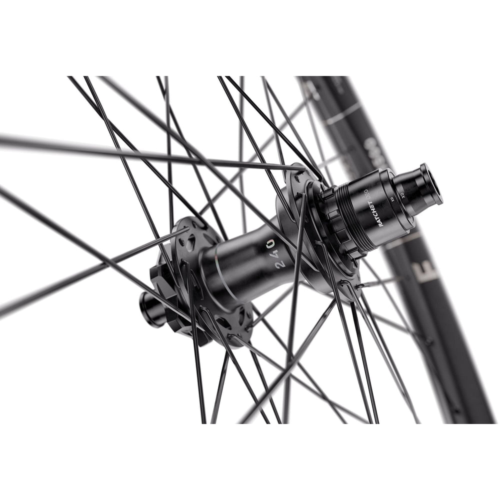 DT Swiss EXC 1500, 30 mm rim, 20 mm BOOST axle, 29 inch front