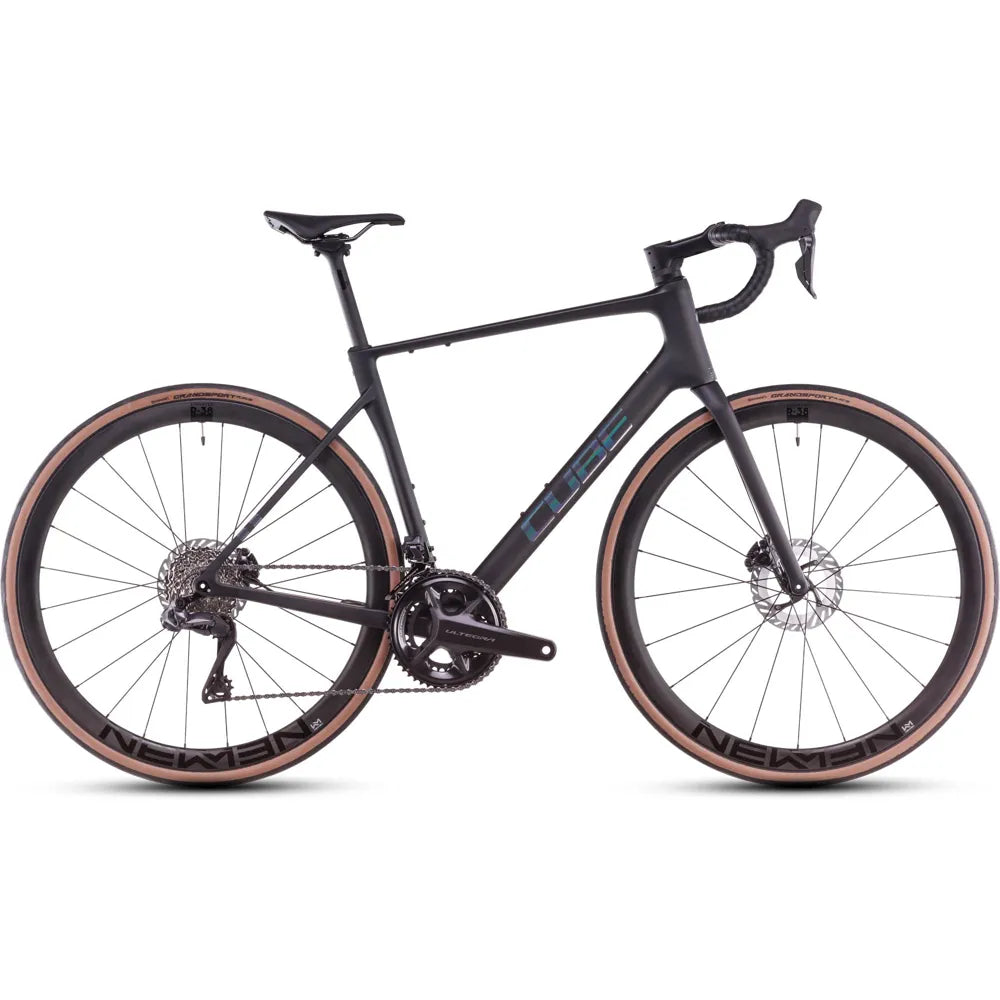 2025 Cube Attain C:62 Slt Carbon Road Bike in Grey