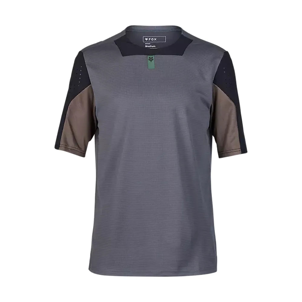 Fox Racing Defend Short Sleeve Jersey in Graphite