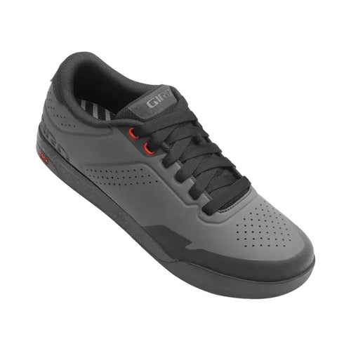 Giro Latch Mountain Bike Flat Shoes in Grey