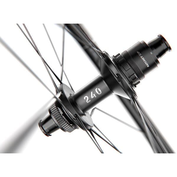 DT Swiss GRC 1400 DICUT disc brake wheel, carbon clincher 30 x 24 mm, 650B rear