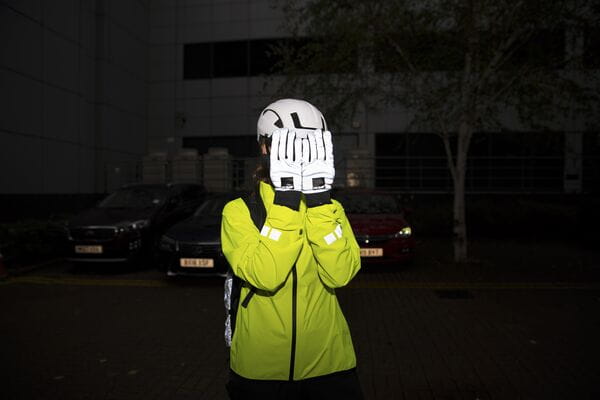 Hump Ultra Reflective Waterproof Glove