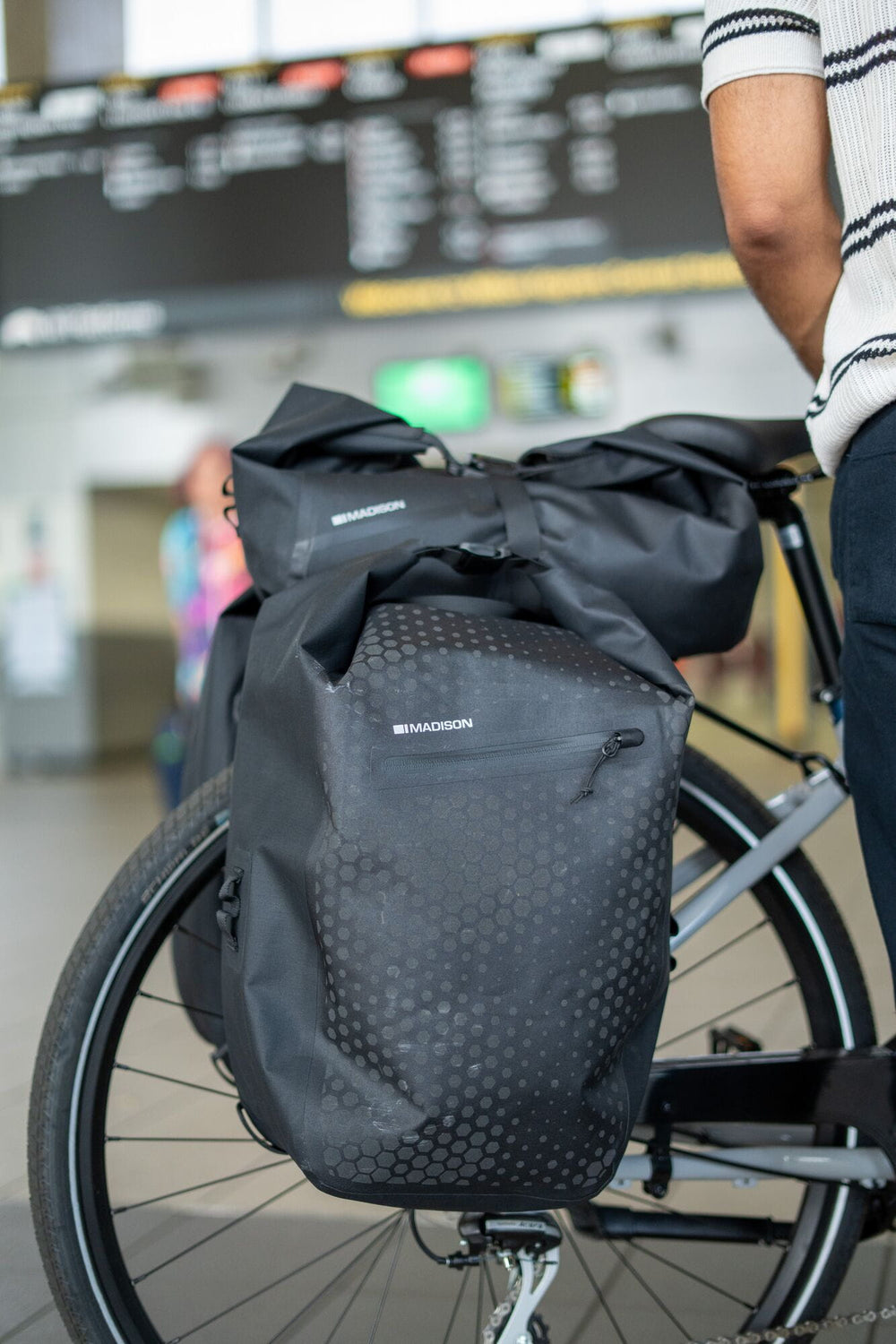 Madison Roam Stellar-Tech Waterproof 30L Pannier Bag - Stellar-Tech black