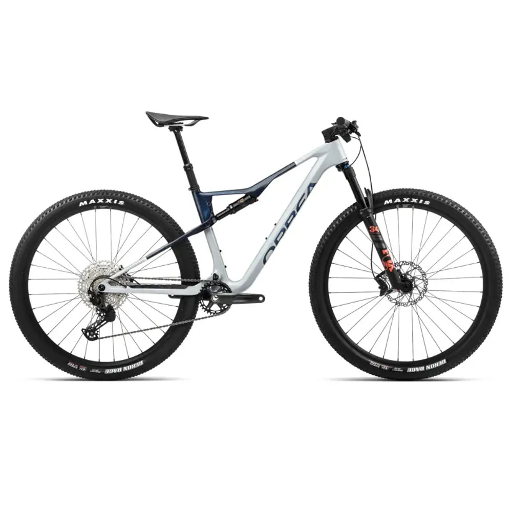 Orbea Oiz M30 Mountain Bike In Halo Silver/Blue Carbon