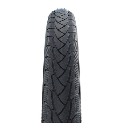 Schwalbe Marathon Plus Smartguard Tyre in Black 
