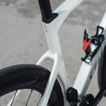 Wilier Rapida 105 Di2 Road Bike In Weekend White